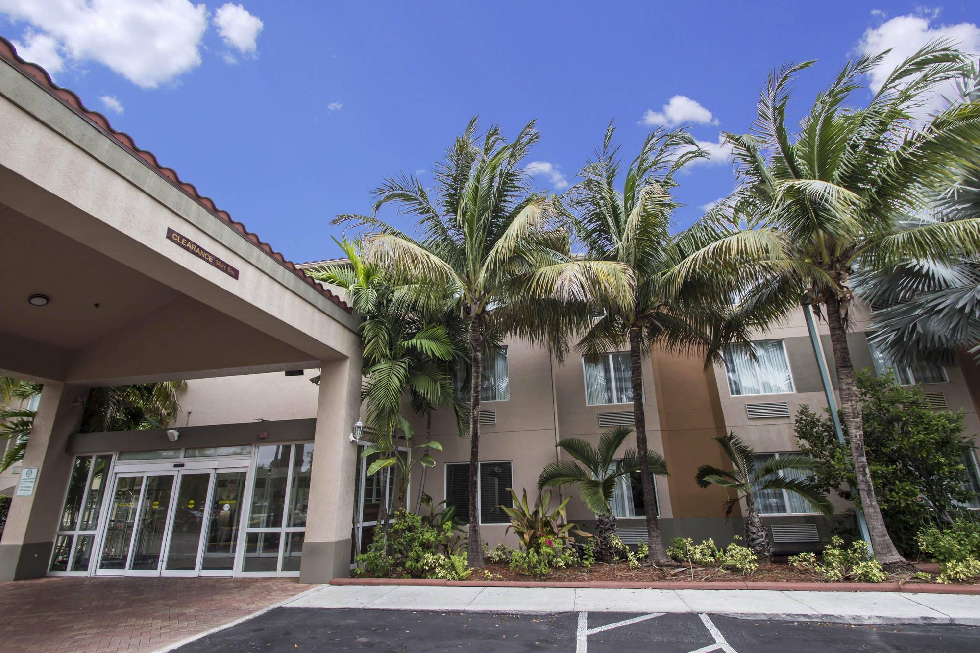 Sleep Inn&Suites Dania Beach Buitenkant foto